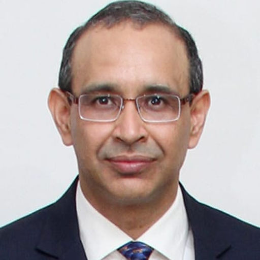 Portrait of Prof. Sanjay Kalra
